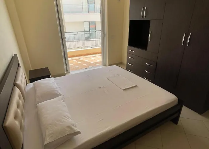 Lovely 3-bedroom Rei * Sarandë