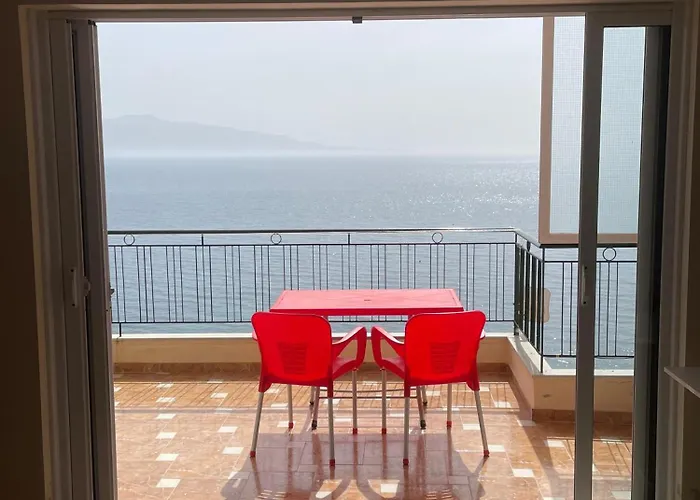 Lovely 3-bedroom Rei 公寓 *