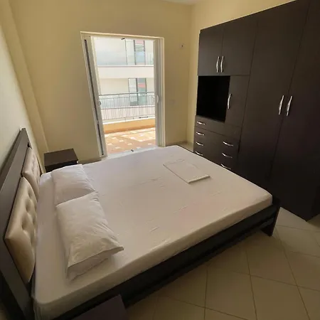 Lovely 3-bedroom Rei * Saranda