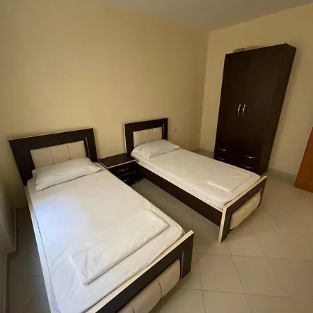 Appartamento Lovely 3-bedroom Rei