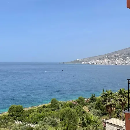Appartamento Lovely 3-bedroom Rei *